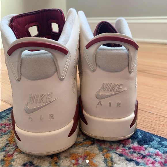 Jordan retro 6 maroon - Picture 2 of 4